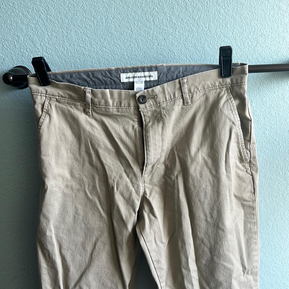 32x34 Amazon essentials mens light khaki pants. Worn once
